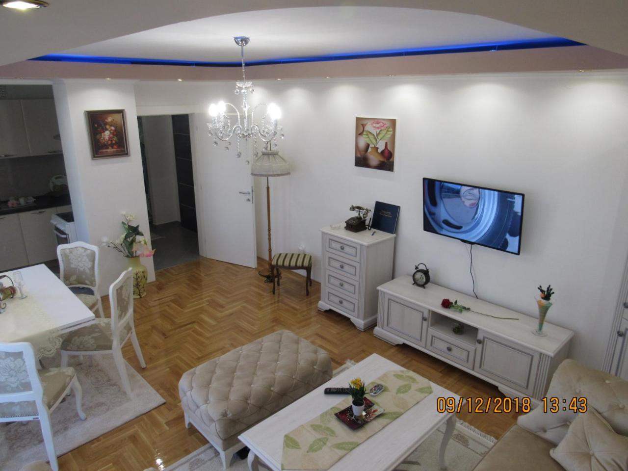 Apartman Tea 2 Banja Luka Buitenkant foto