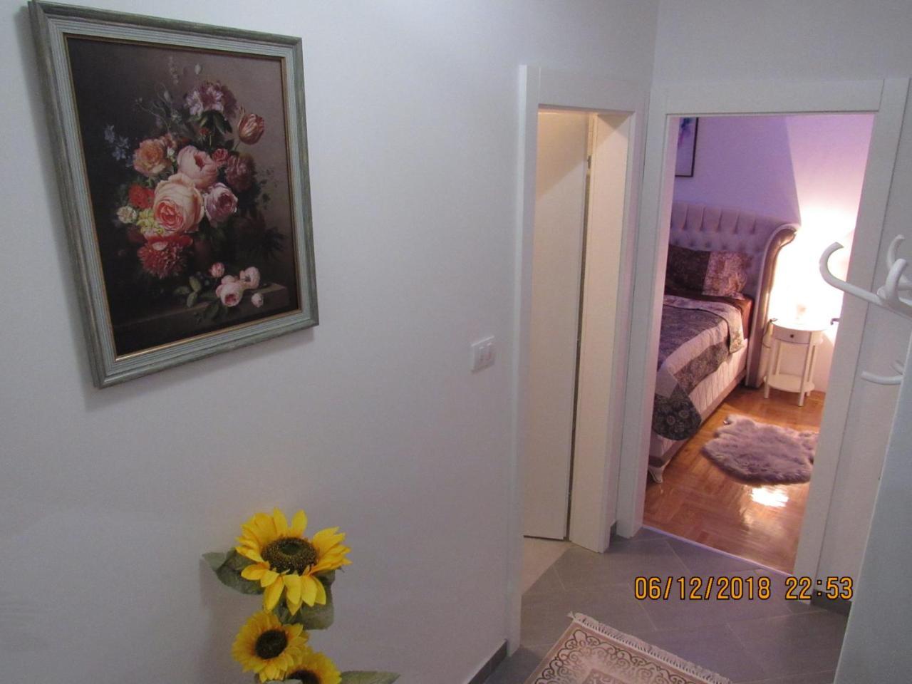 Apartman Tea 2 Banja Luka Buitenkant foto