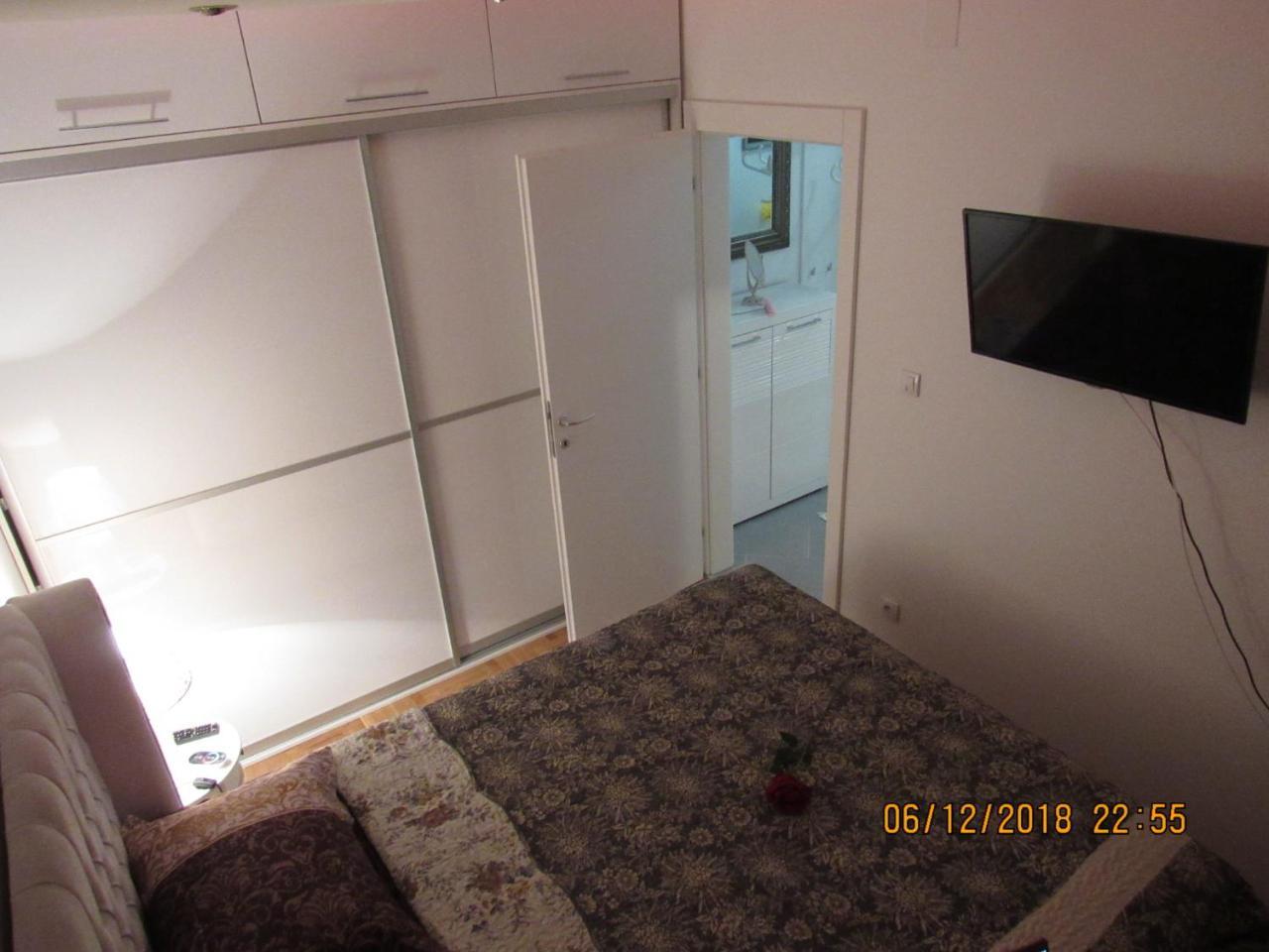 Apartman Tea 2 Banja Luka Buitenkant foto